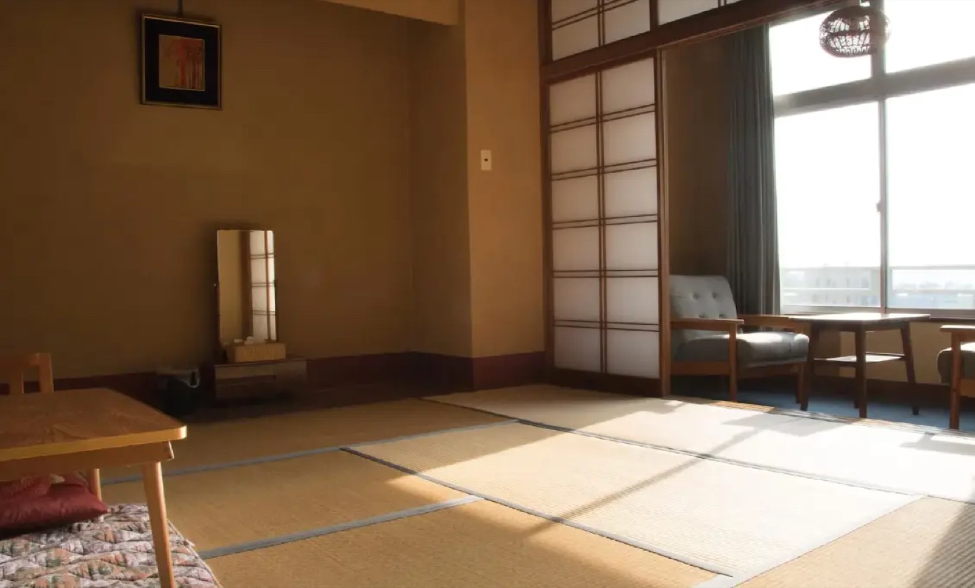 Hotel / 15 Rooms, Yamanochi, Nagano photo 6