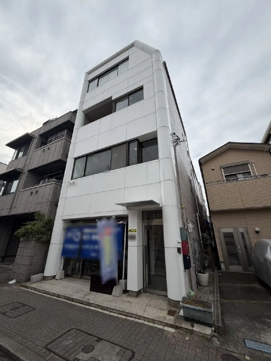 Commercial Mixed-Use Building / Retail + Office + 3DK, Edogawa-ku, Tokyo photo 3