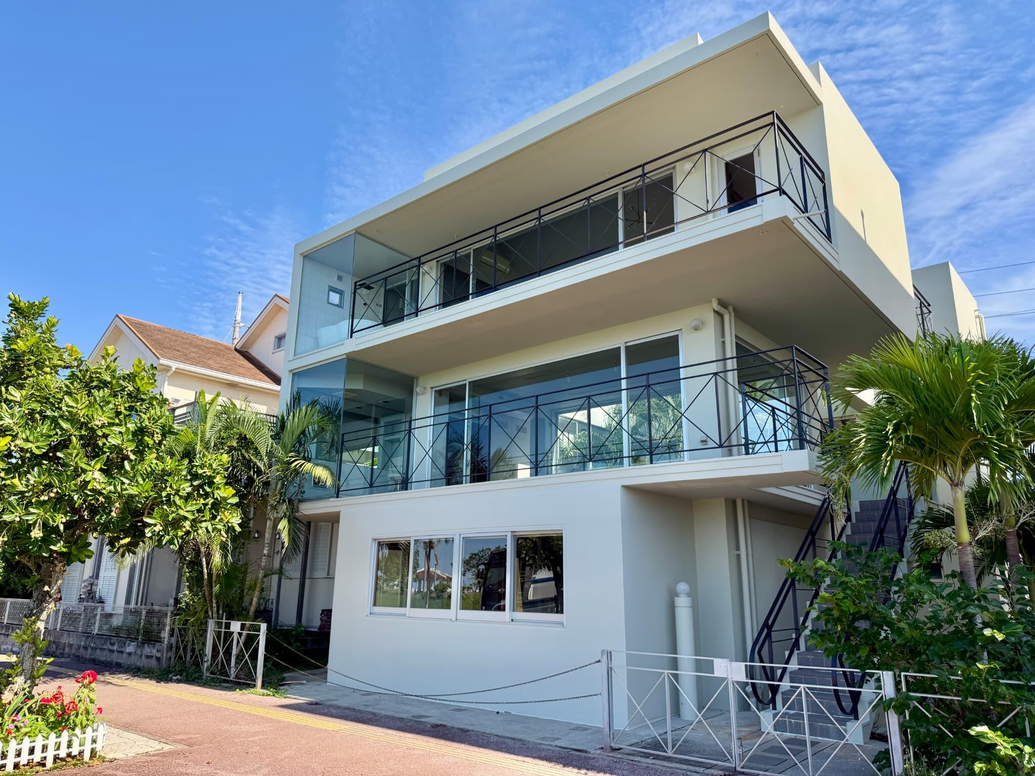 Oceanfront Luxury Designer Villa / 3LDK, Itoman-shi, Okinawa photo 1