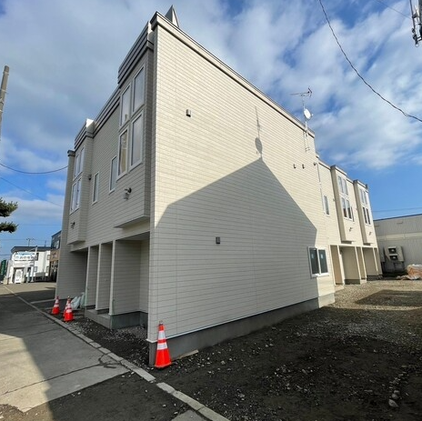 Short-Term Rental Investment Apartment / 5 × 1LDK, Furano, Hokkaido photo 2