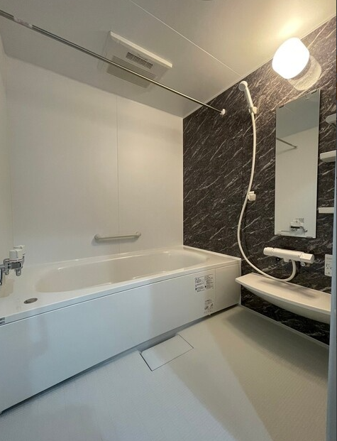 Short-Term Rental Investment Apartment / 5 × 1LDK, Furano, Hokkaido photo 4