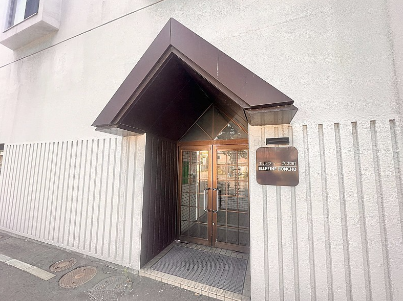 Whole Apartment Building, Tomakomai photo 5