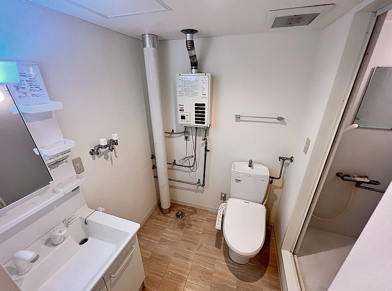 Whole Apartment Building, Tomakomai photo 14