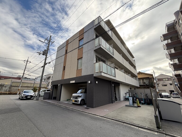 Whole Apartment Building / 1K × 16, Kyoto photo 2