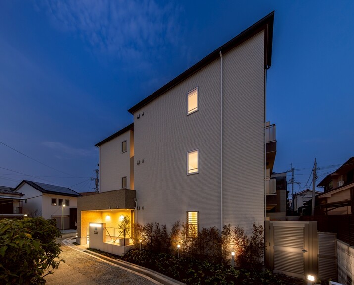New Whole Apartment Building / 18 Units, Ikeda photo 5