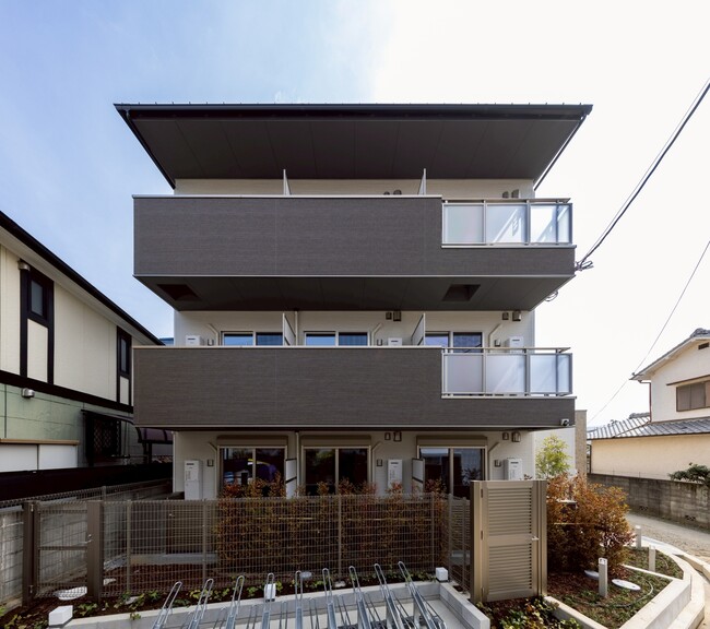 New Whole Apartment Building / 18 Units, Ikeda photo 2