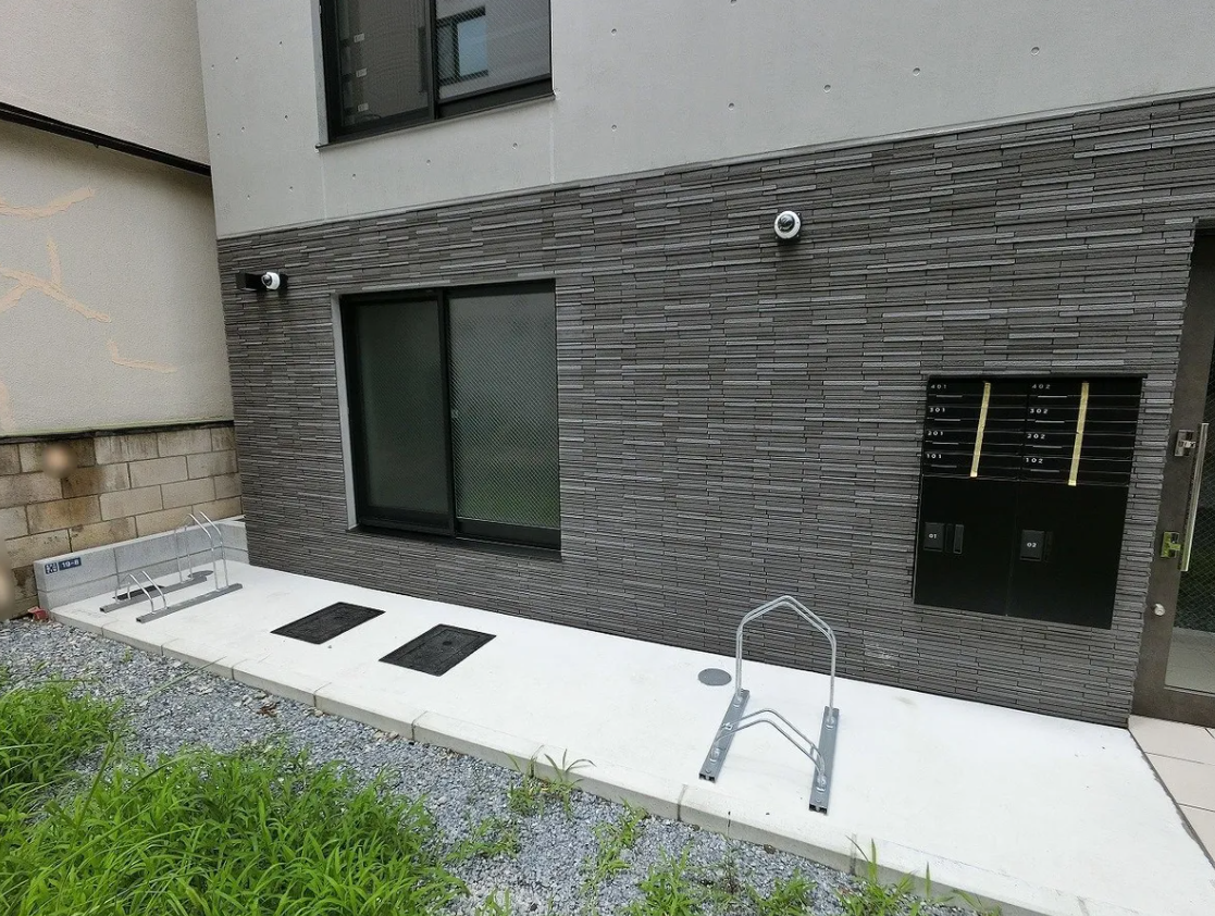 New Whole Apartment Building / 8 Units, Kikukawa photo 4