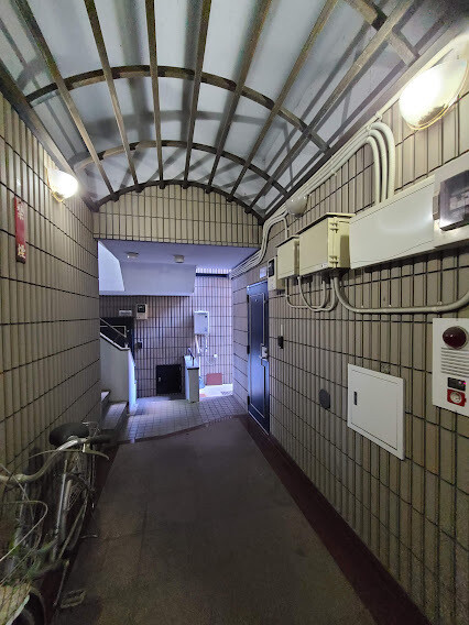 Whole Mixed-Use Building / 10 Units, Kamikedai photo 5