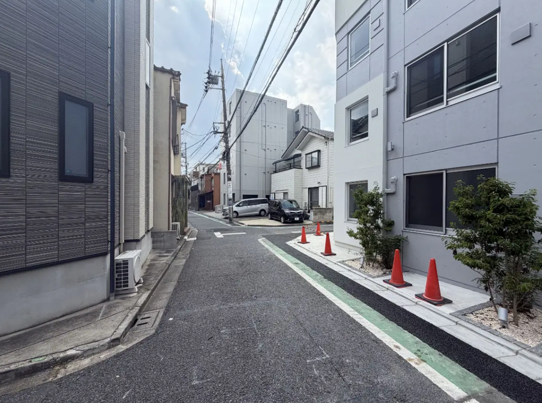 New Whole Apartment Building / 14 Units, Machiya photo 5