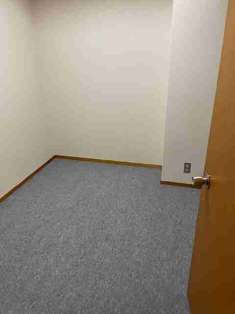 Whole Mixed-Use Building / 7 Units, Osu photo 3