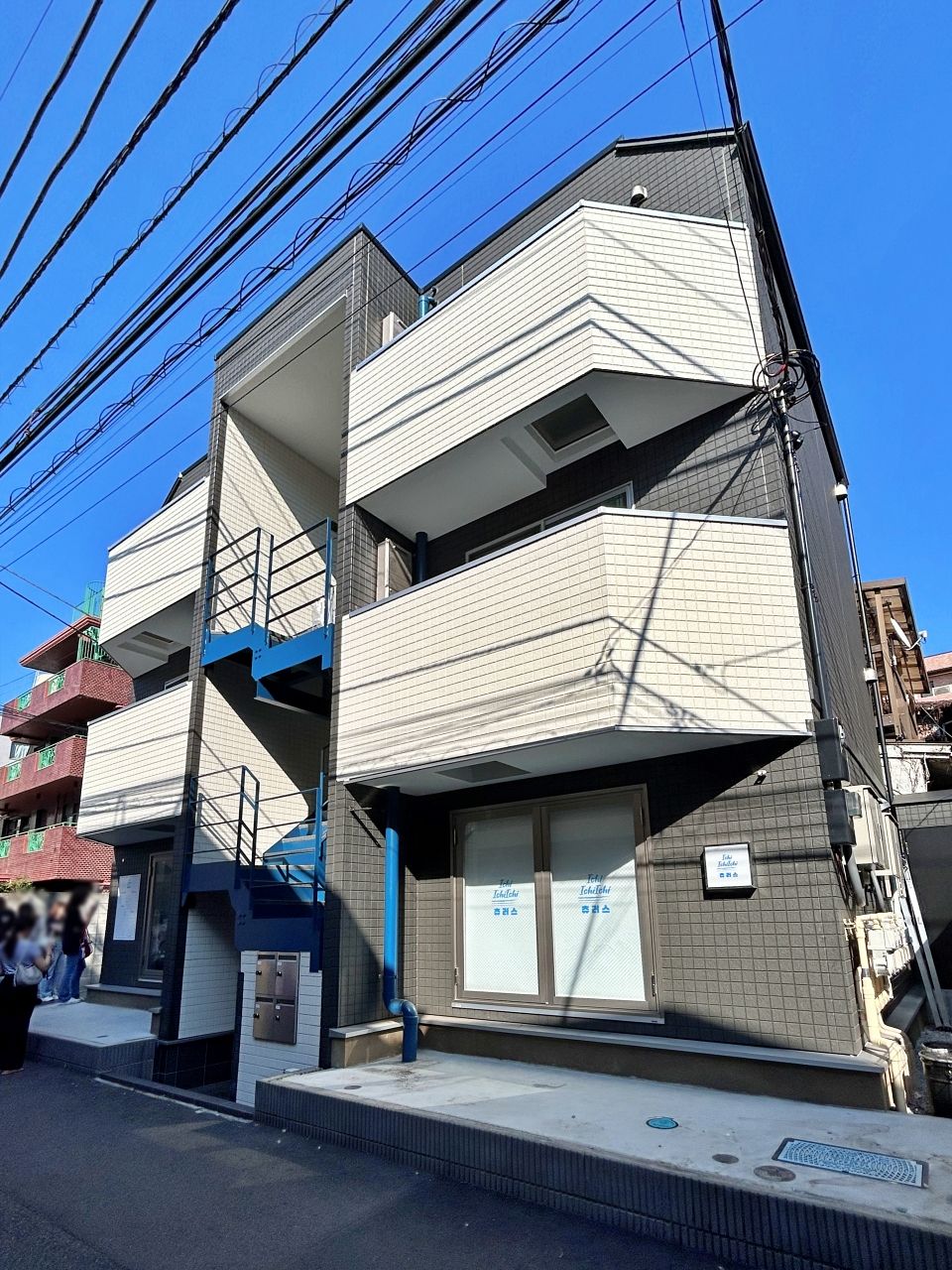 Retail & Residence Building / 5 Units, Shin-Okubo photo 3