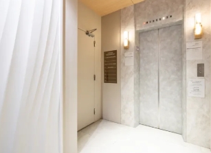 Whole Commercial / Office Building, Nihonbashi photo 6