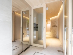 Whole Commercial / Office Building, Nihonbashi photo 3