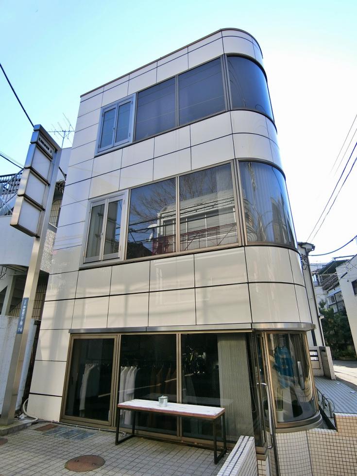 Whole Retail & Office Building / 3 Units, Jingumae photo 4