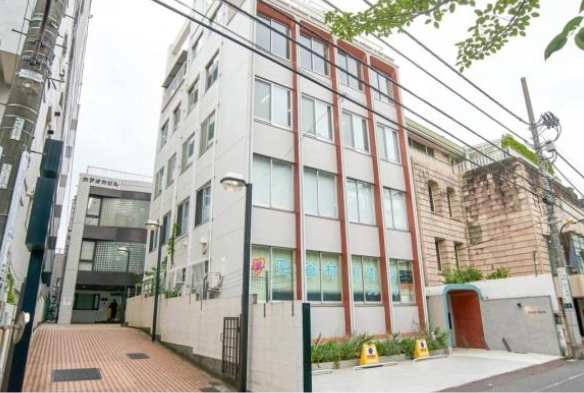 Whole Commercial / Office Building / 6 Units, Yotsu photo 2