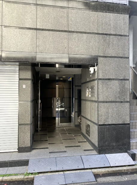 Operating Hotel / 5 Guest Rooms, Kinshicho photo 4