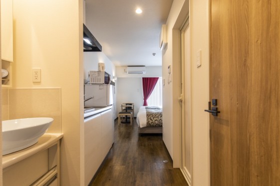 Operating Hotel / 22 Guest Rooms, Yogi, Okinawa City photo 4
