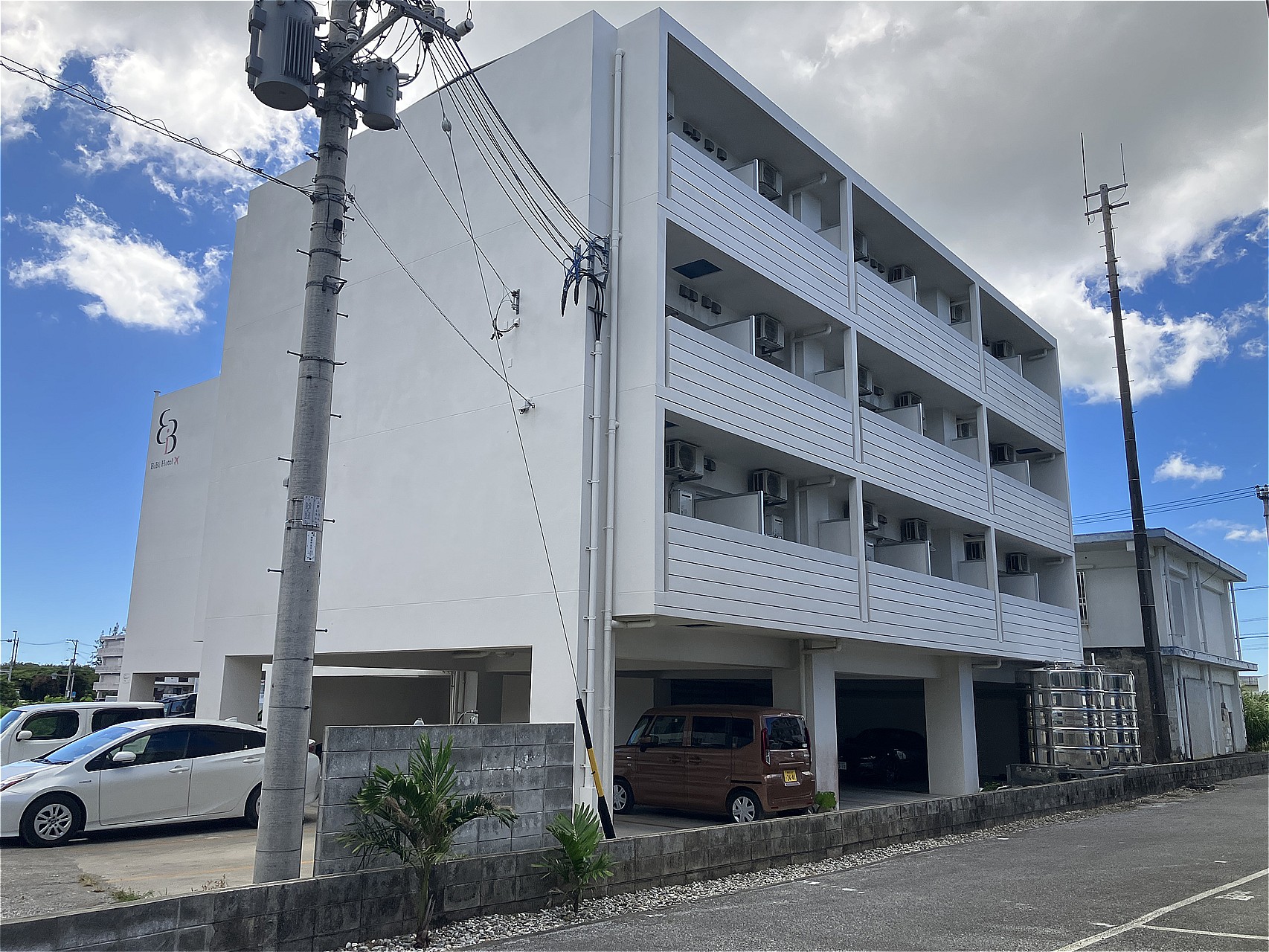 Operating Hotel / 30 Guest Rooms, Hirara, Miyakojima photo