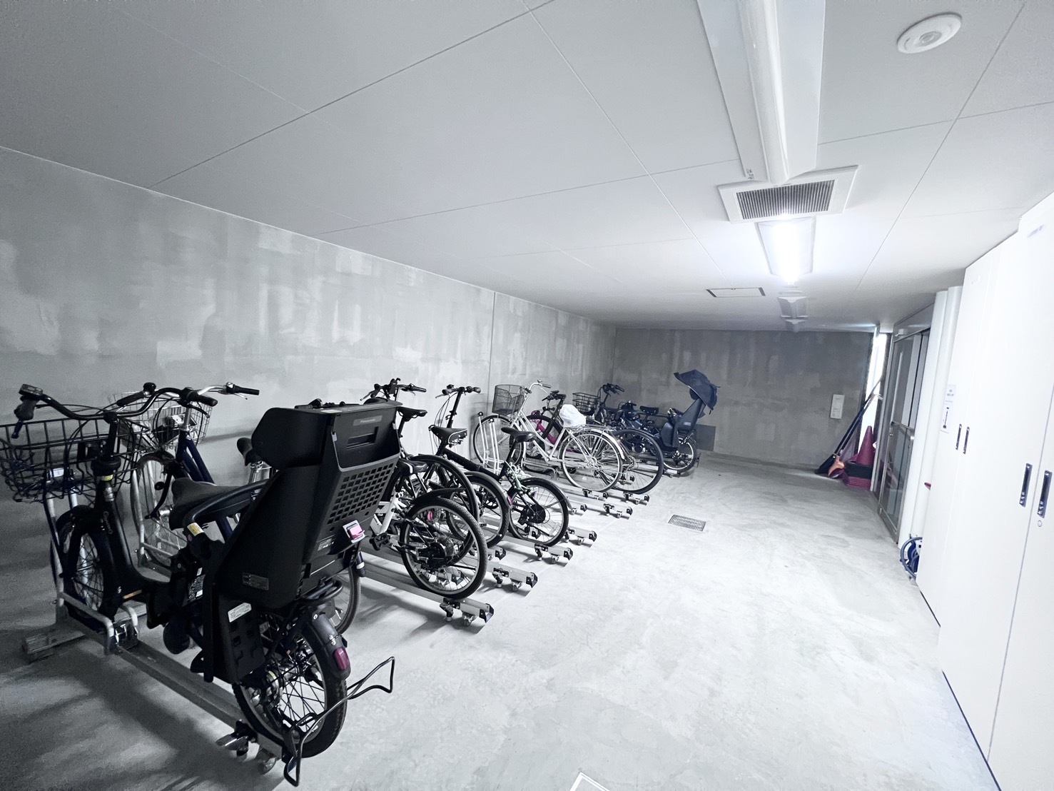 Luxury Condominium / 3LDK, Sapporo photo 3