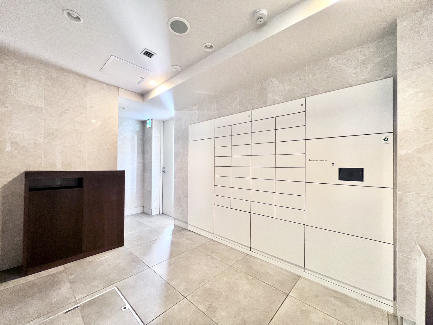 Luxury Condominium / 3LDK, Sapporo photo 4