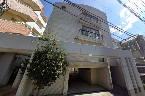 Lamour Rokko Yamanote / Whole Apartment Building, Kobe photo