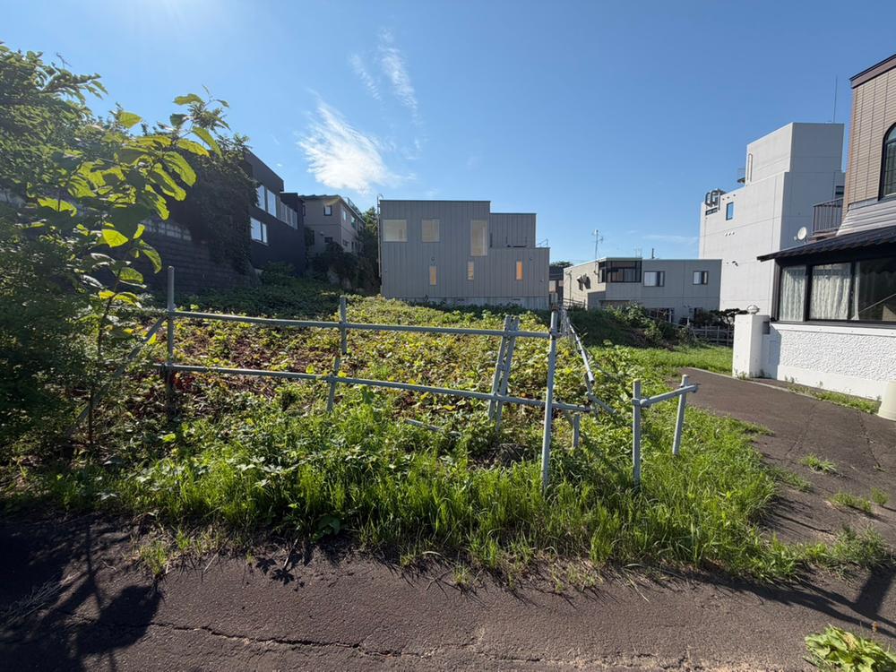 Large Residential Land, Fushimi 2, Sapporo photo 2