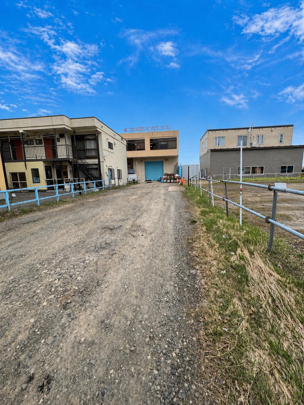 Large Land, Kikusui Motomachi 2-1, Sapporo photo