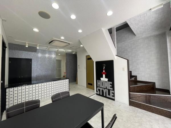 Whole Retail / Commercial Building, Saiin photo 1