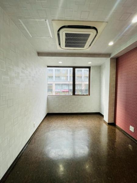 Whole Retail / Commercial Building, Saiin photo 7