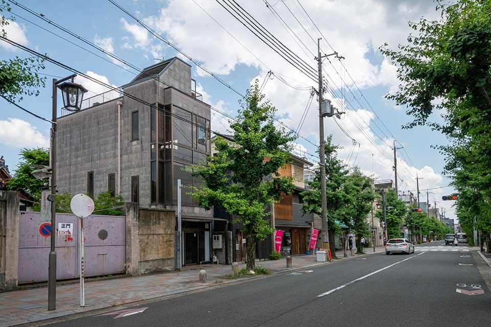 Whole Commercial Building, Gyoganji Monzencho photo 2