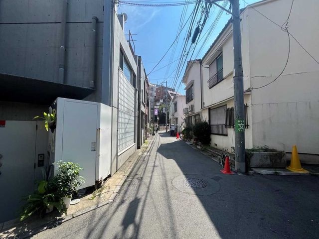 Whole Commercial Building, Yoyogi 1-chome photo 4