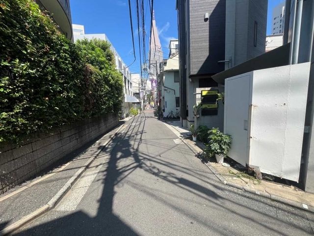 Whole Commercial Building, Yoyogi 1-chome photo 5