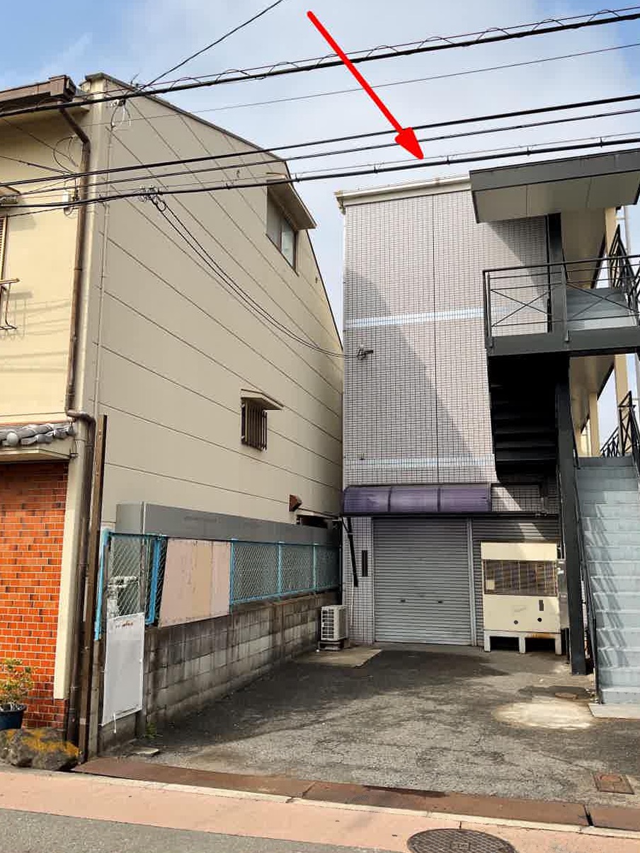 Retail + Whole Apartment Building, Anryu photo 2