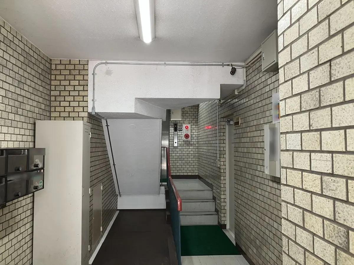 Whole Commercial Building, Shinjuku photo 4