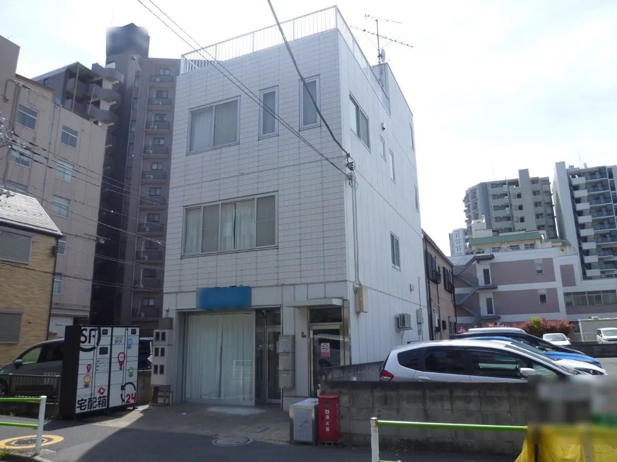 Whole Hotel Building, Nishi-Shinkoiwa photo 2