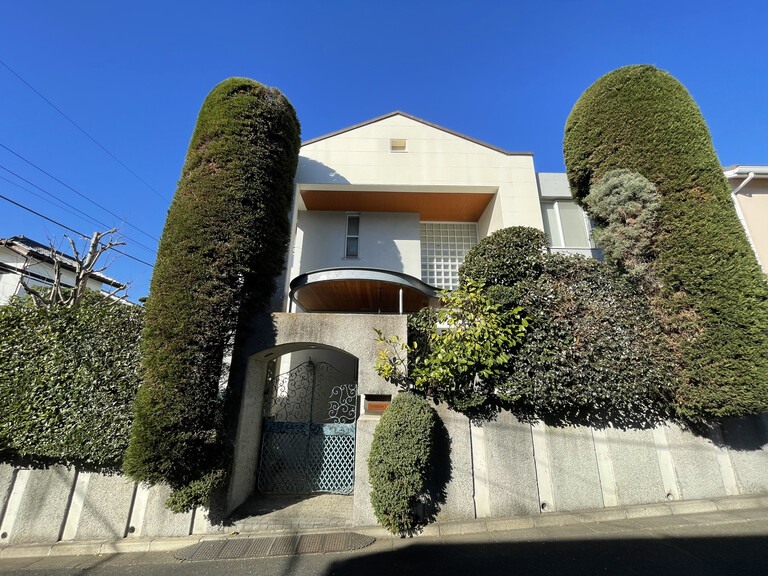 RC Detached House / 6LDK + 3 Storage Rooms, Kamakura photo