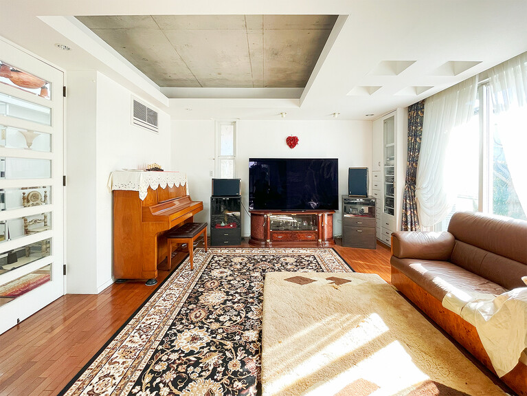 RC Detached House / 6LDK + 3 Storage Rooms, Kamakura photo 9