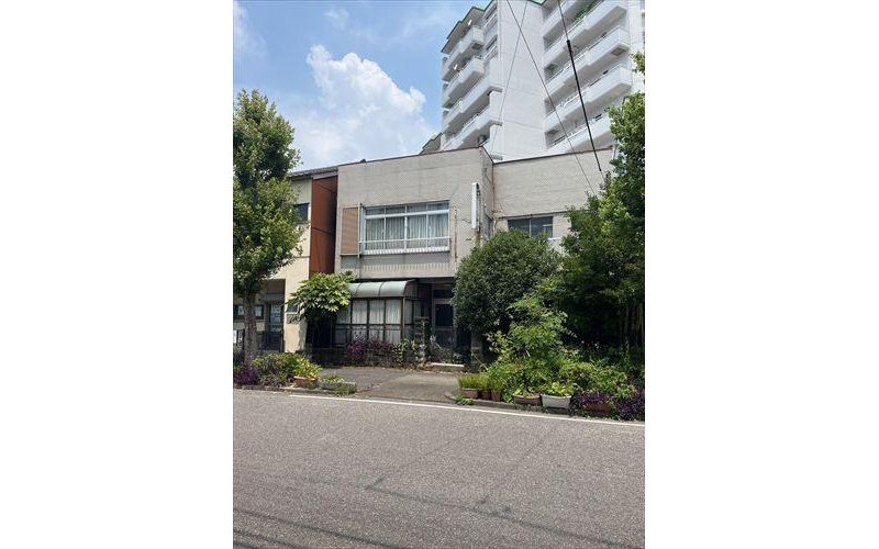 Kanayama / Land, Nagoya photo 2