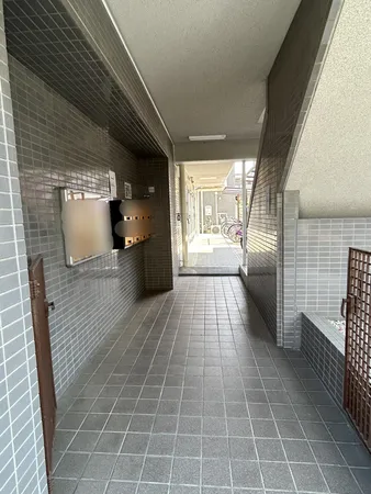Simpless Tarumi / Whole Apartment Building / Osaka photo 4