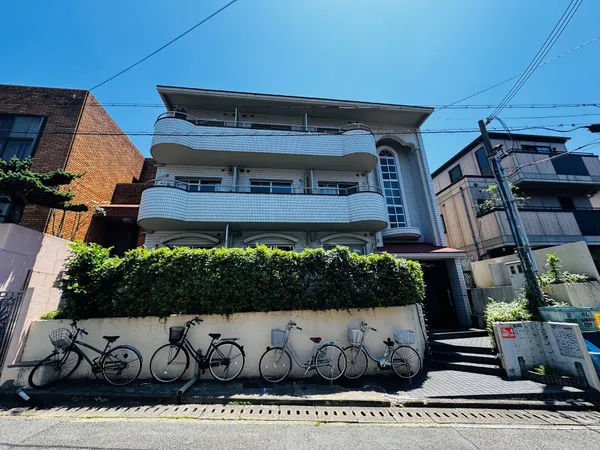 Sunshine Ryokuchi Koen / Whole Apartment Building / 1K, Osaka photo