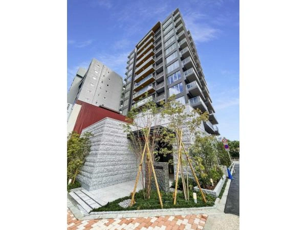 Proud Osaka Castle / Luxury Condominium / 2LDK, Osaka photo 1