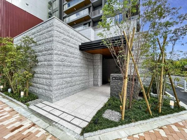 Proud Osaka Castle / Luxury Condominium / 2LDK, Osaka photo 2